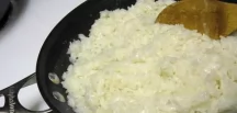 Pirinç pilavını tekrar ısıtmak