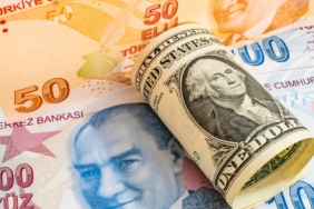 Dolar/TL kuru 49,60 seviyesine yükselerek yeni bir zirveye ulaştı